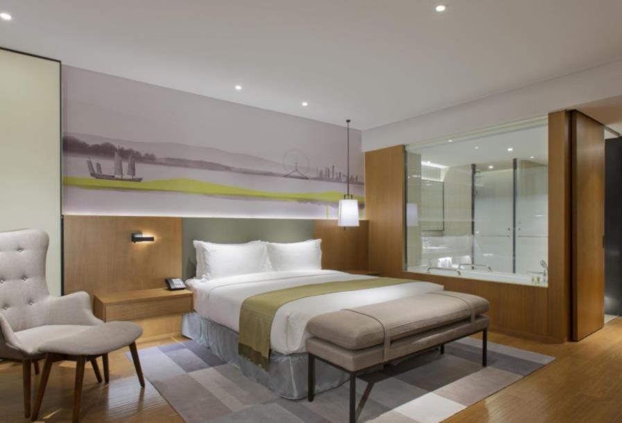 Holiday Inn & Suites Tianjin Downtown By Ihg,Tianjin Drum Tower,Joycity Shopping Mall,Tianjin Ancient Cultural Street,Haihe River,The Porcelain House,Convenient Access To Tianjin Binhai International Airport Extérieur photo
